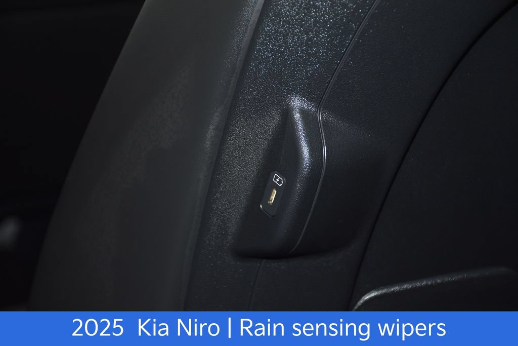Certified 2025 Kia Niro EX FWD image 25