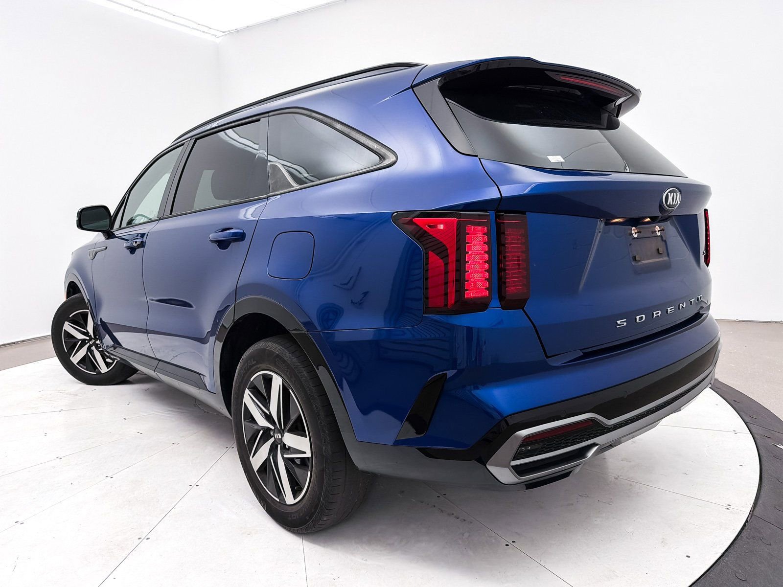 Used 2021 Kia Sorento S image 8