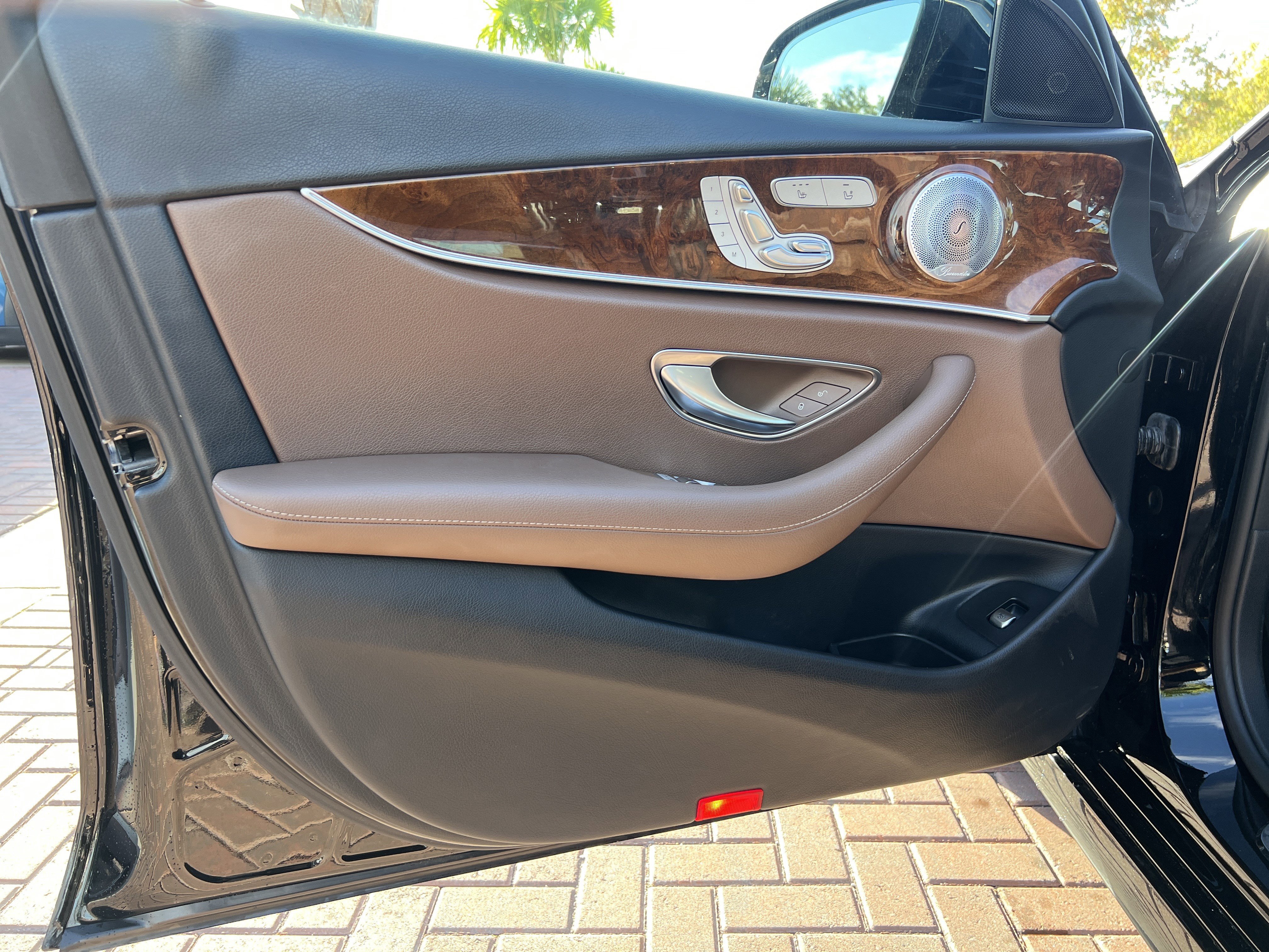 Used 2020 Mercedes-Benz E 350 4MATIC Sedan image 14