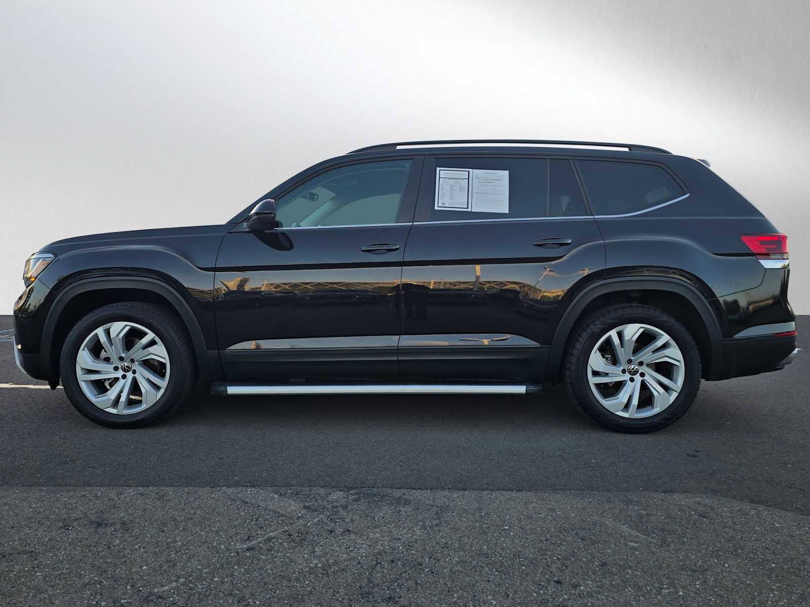 Used 2022 Volkswagen Atlas SE image 6