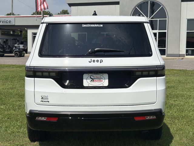 New 2026 Jeep Grand Wagoneer Summit w/ Premium Group III AWD/4WD image 9