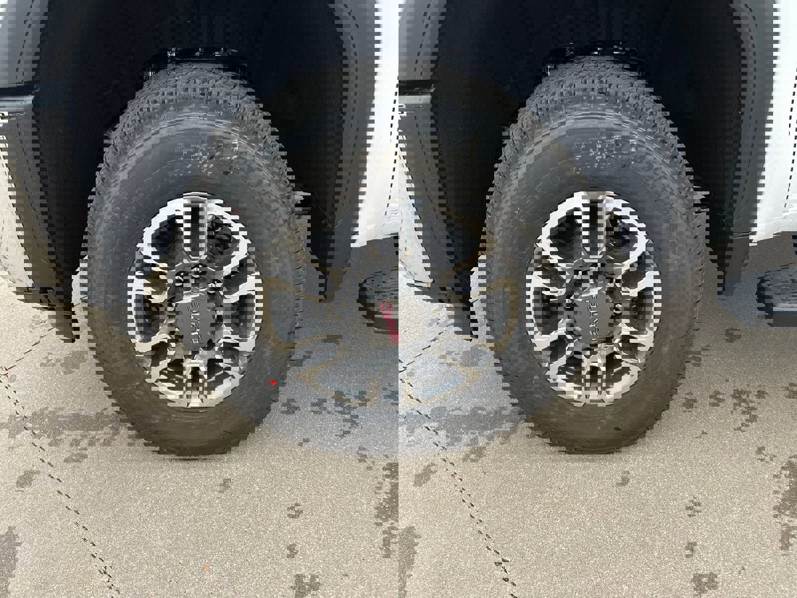 New 2026 GMC Sierra 3500 SLE w/ SLE Convenience Package image 17