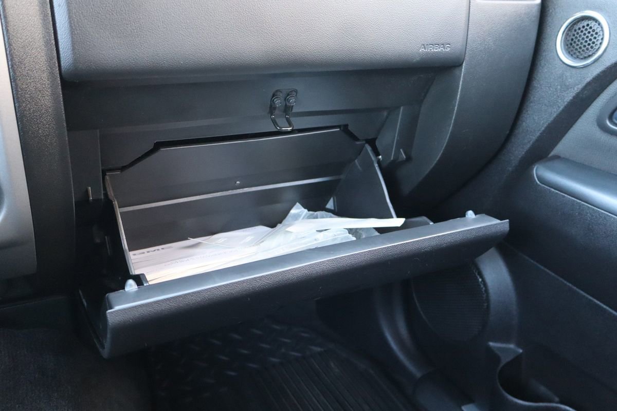 Used 2011 GMC Canyon SLE image 32