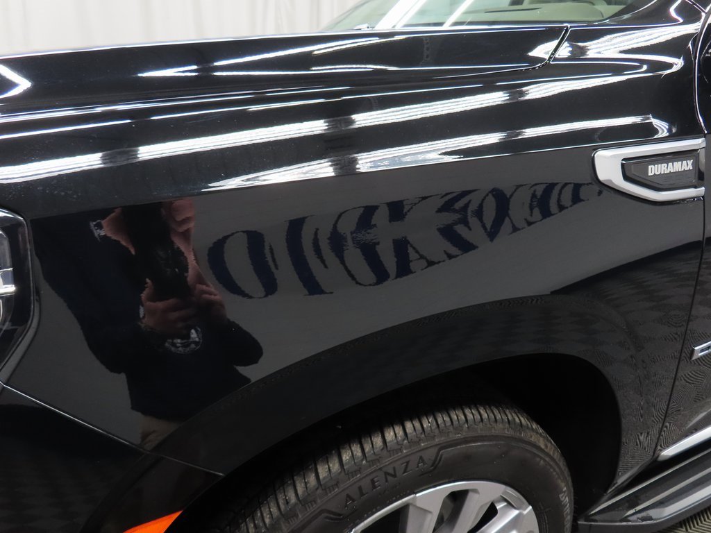 Used 2024 GMC Yukon XL Denali image 47