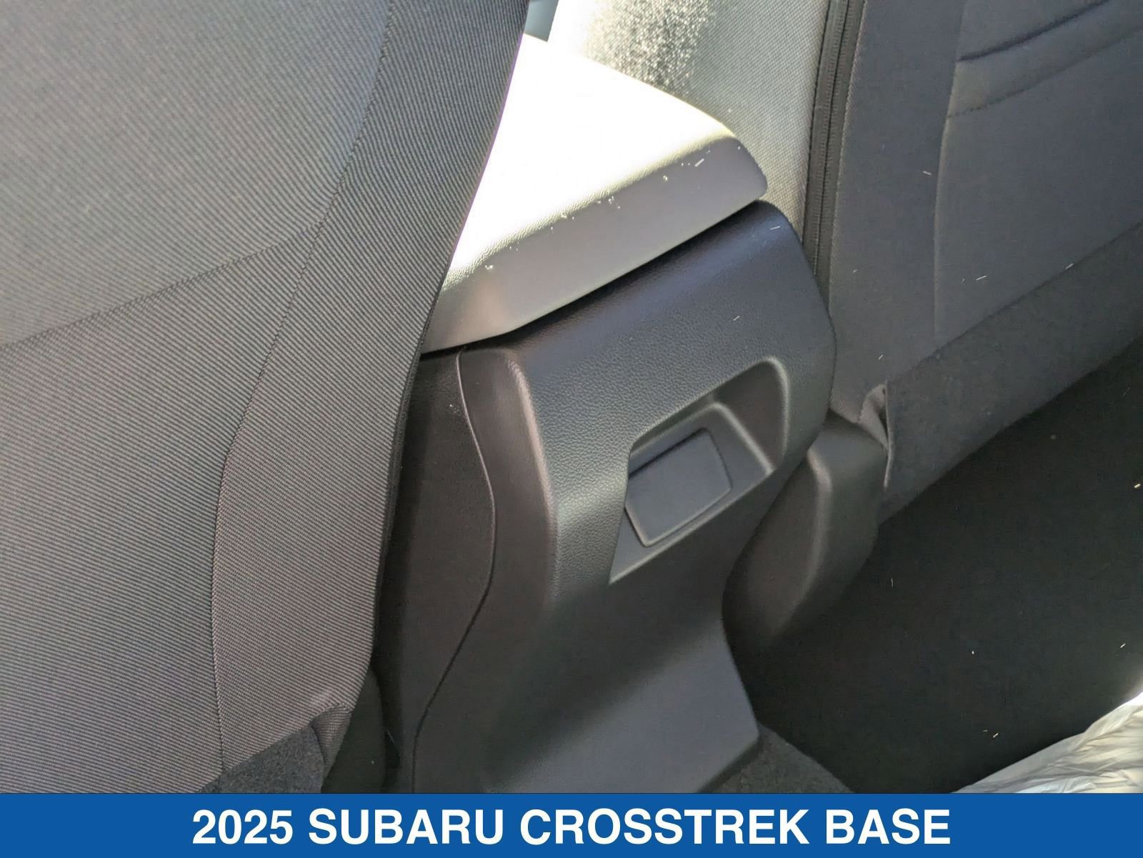Certified 2025 Subaru Crosstrek 2.0i image 11