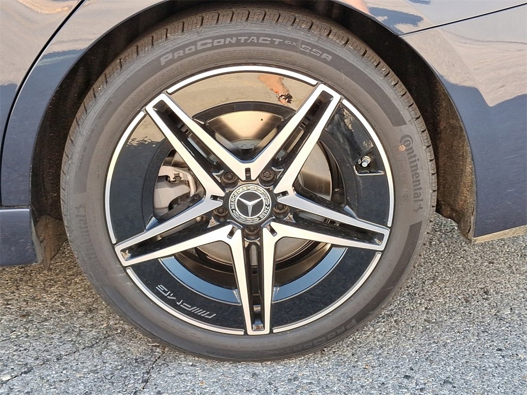 New 2025 Mercedes-Benz C 300 4MATIC Sedan image 5