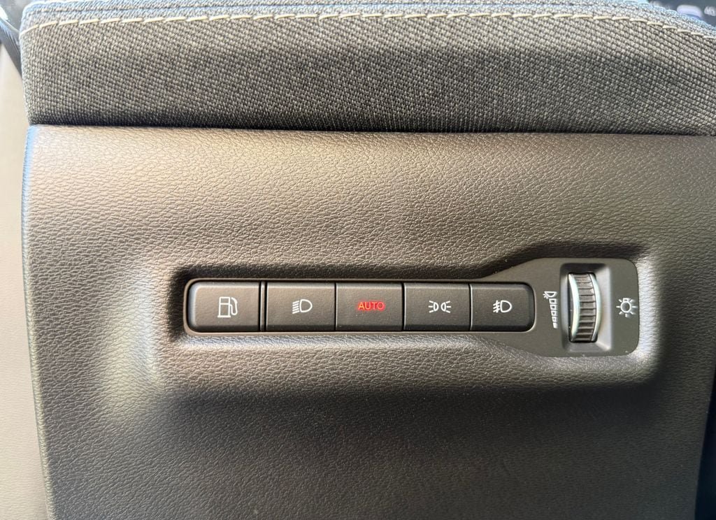 New 2026 Jeep Cherokee Laredo AWD/4WD image 22
