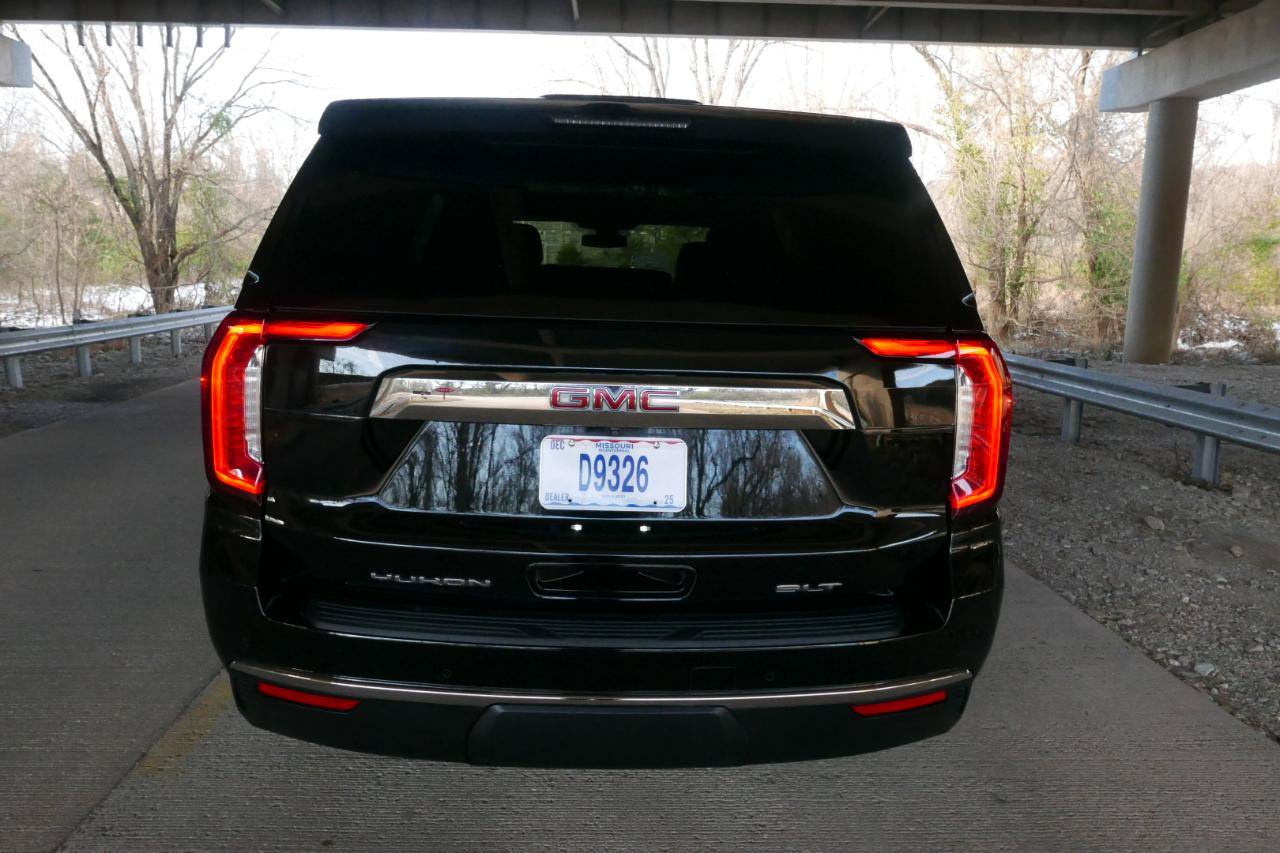 Used 2022 GMC Yukon SLT w/ SLT Premium Package AWD/4WD image 27