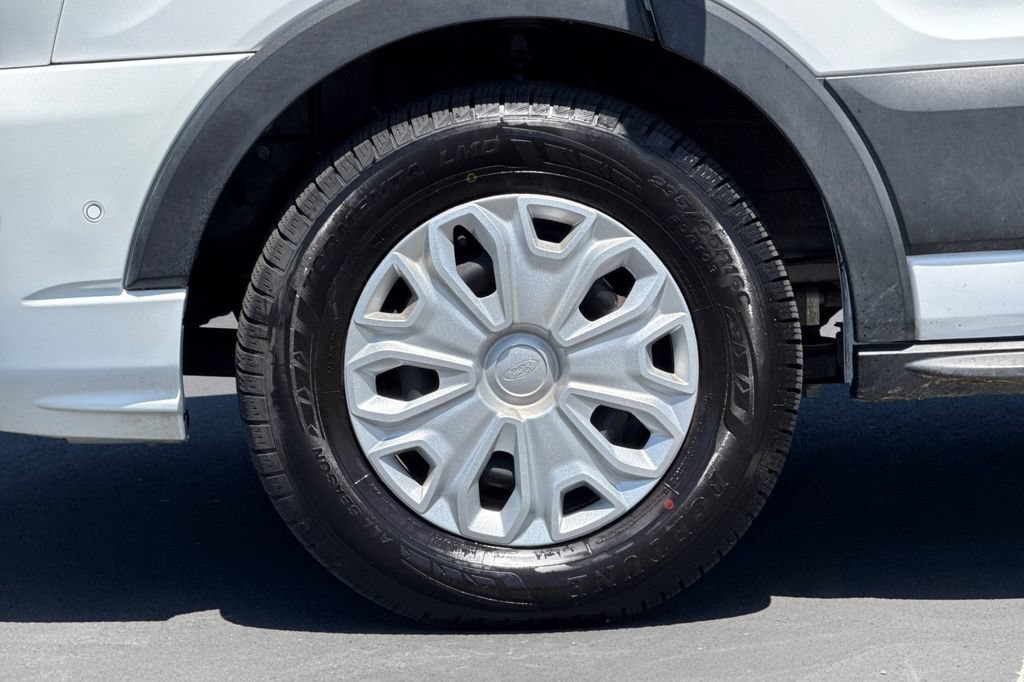 Used 2023 Ford Transit 350 XLT RWD image 14