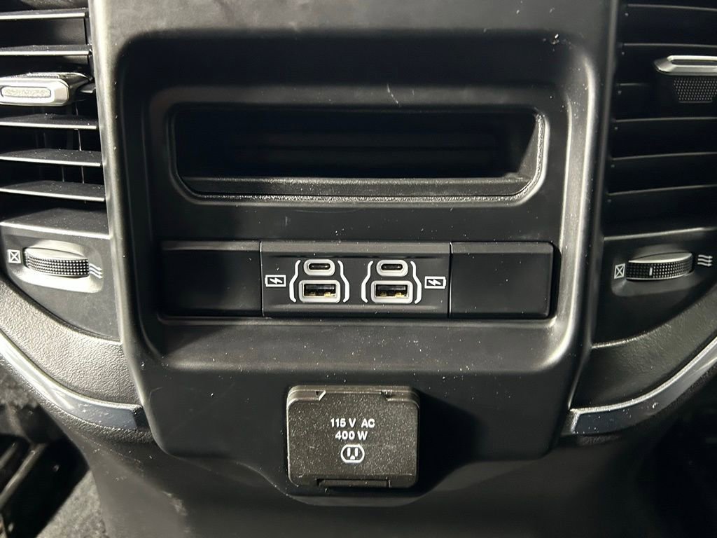 Used 2022 RAM 2500 Laramie w/ Night Edition image 18