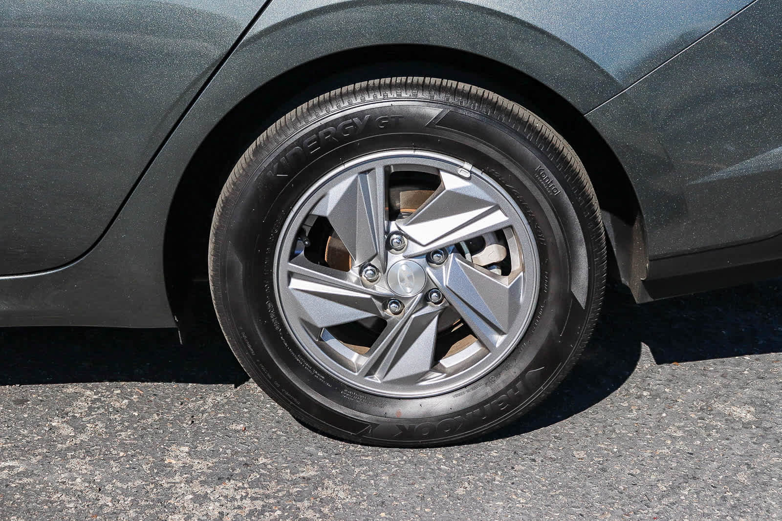 Used 2025 Hyundai Elantra SE image 11