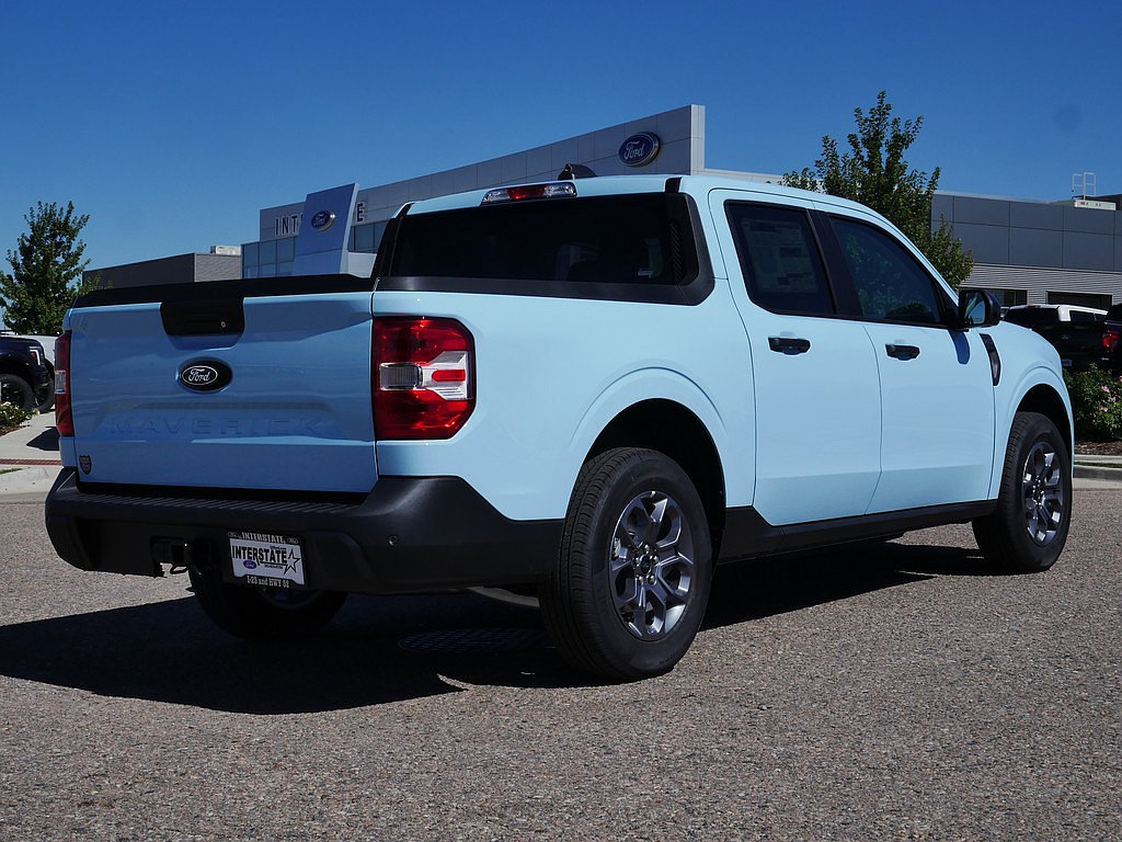 New 2026 Ford Maverick XLT w/ Equipment Group 301A AWD/4WD image 5