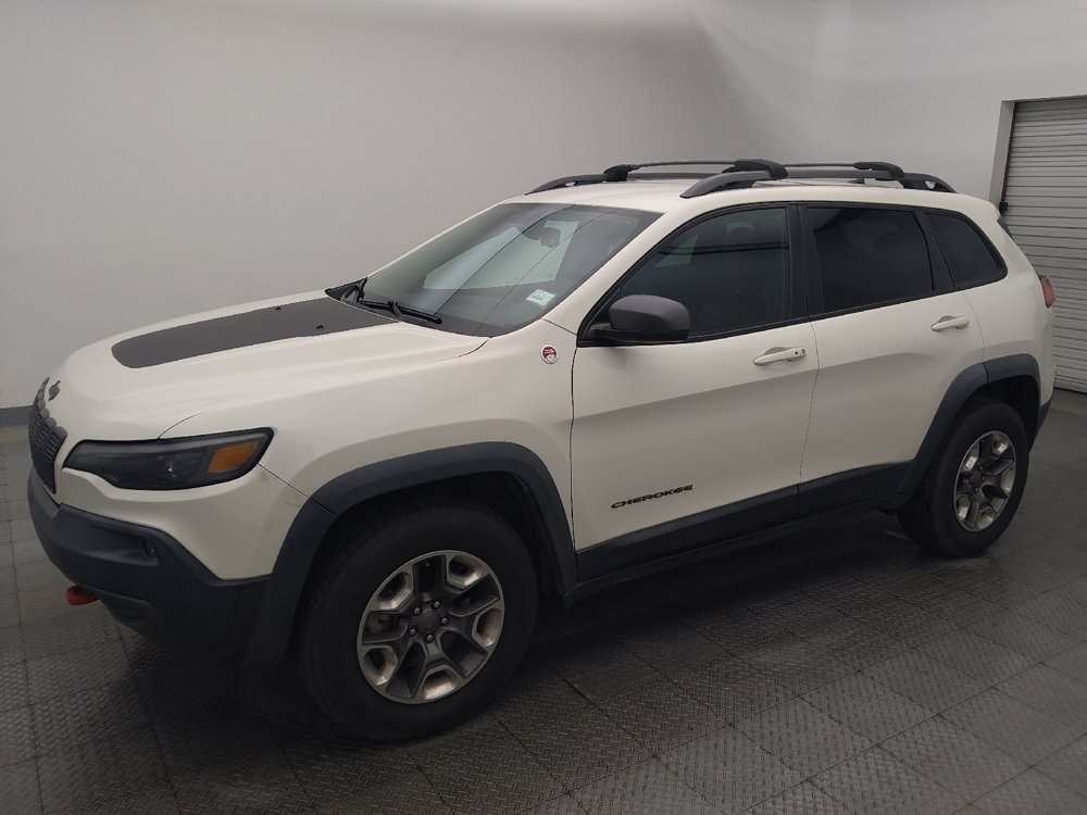 Used 2019 Jeep Cherokee Trailhawk AWD/4WD image 2
