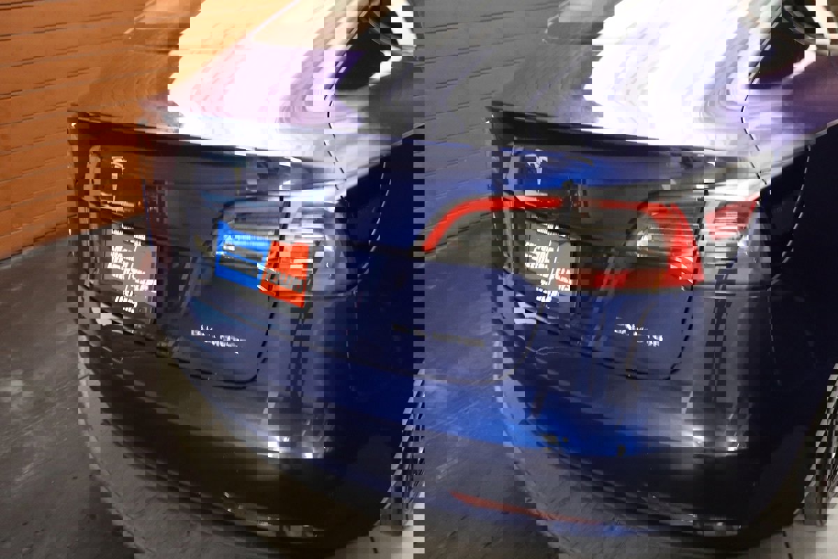 Used 2023 Tesla Model 3 Long Range image 13