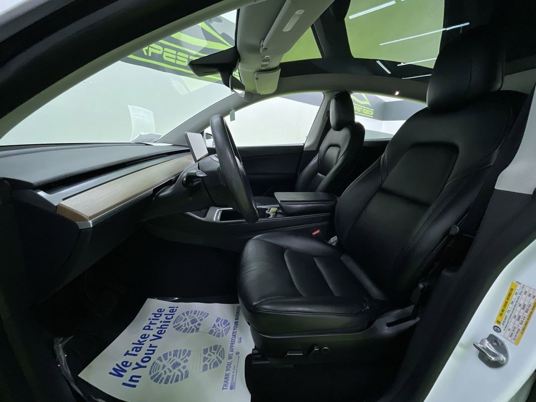 Used 2022 Tesla Model Y Long Range image 4