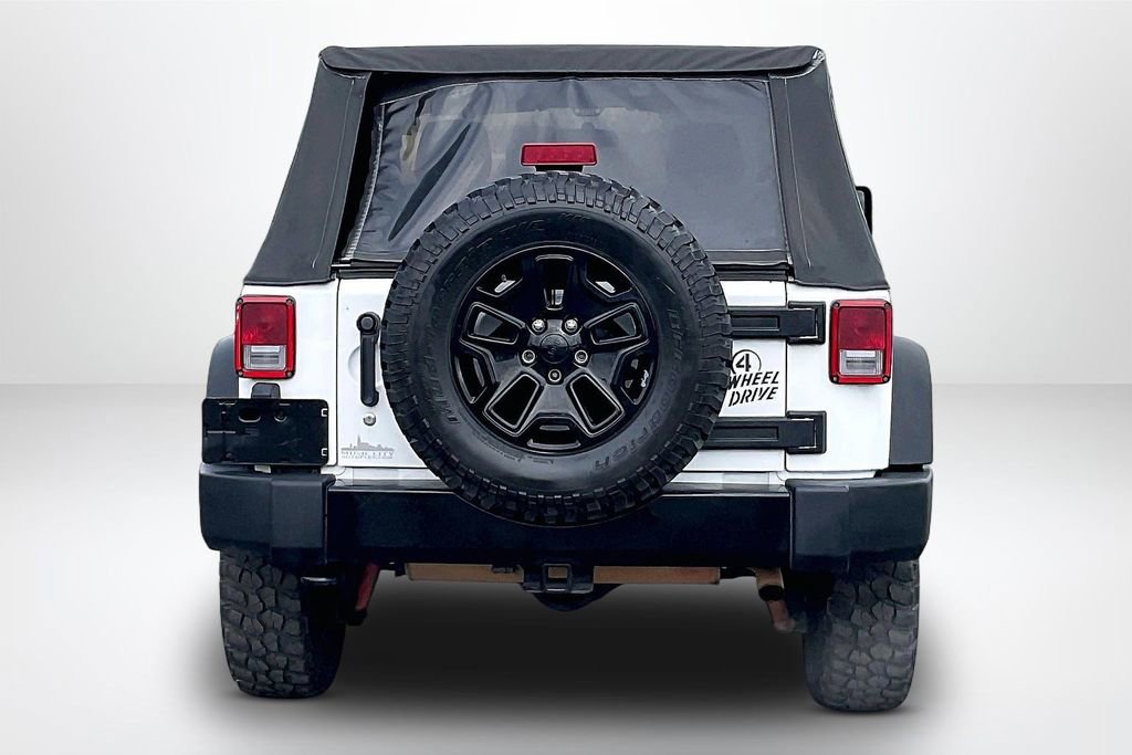 Used 2018 Jeep Wrangler Sport image 7