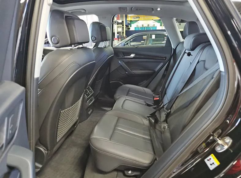 Used 2018 Audi Q5 Prestige w/ Prestige Package AWD/4WD image 4