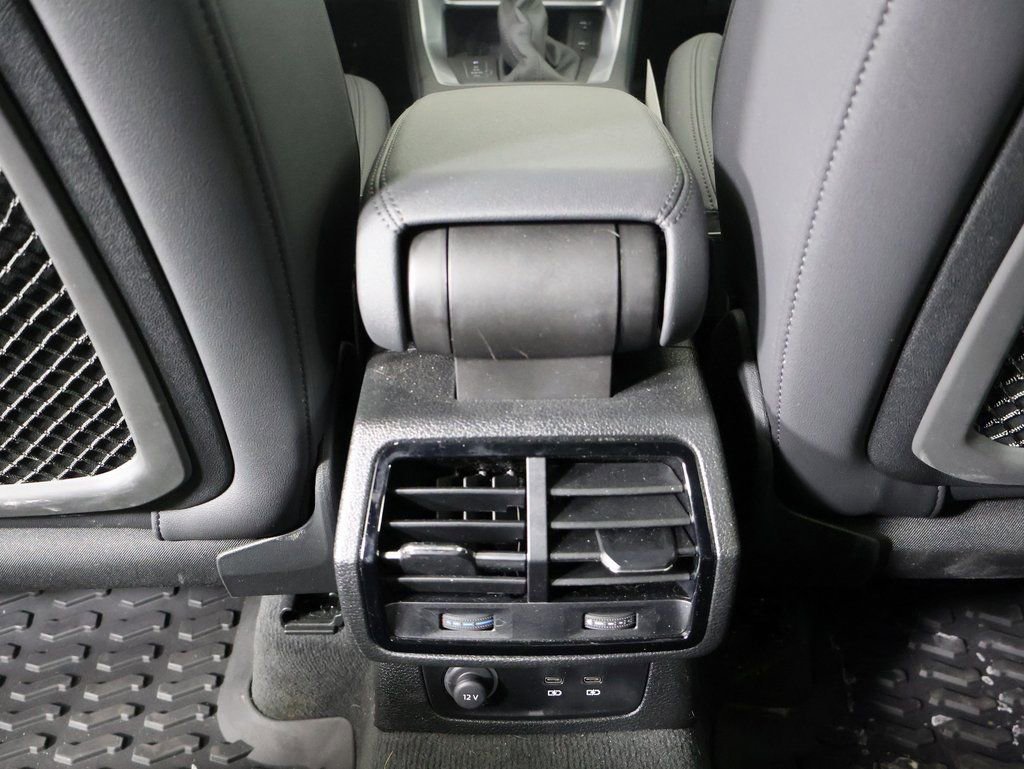 Certified 2025 Audi Q3 2.0T Premium w/ Convenience Package image 25