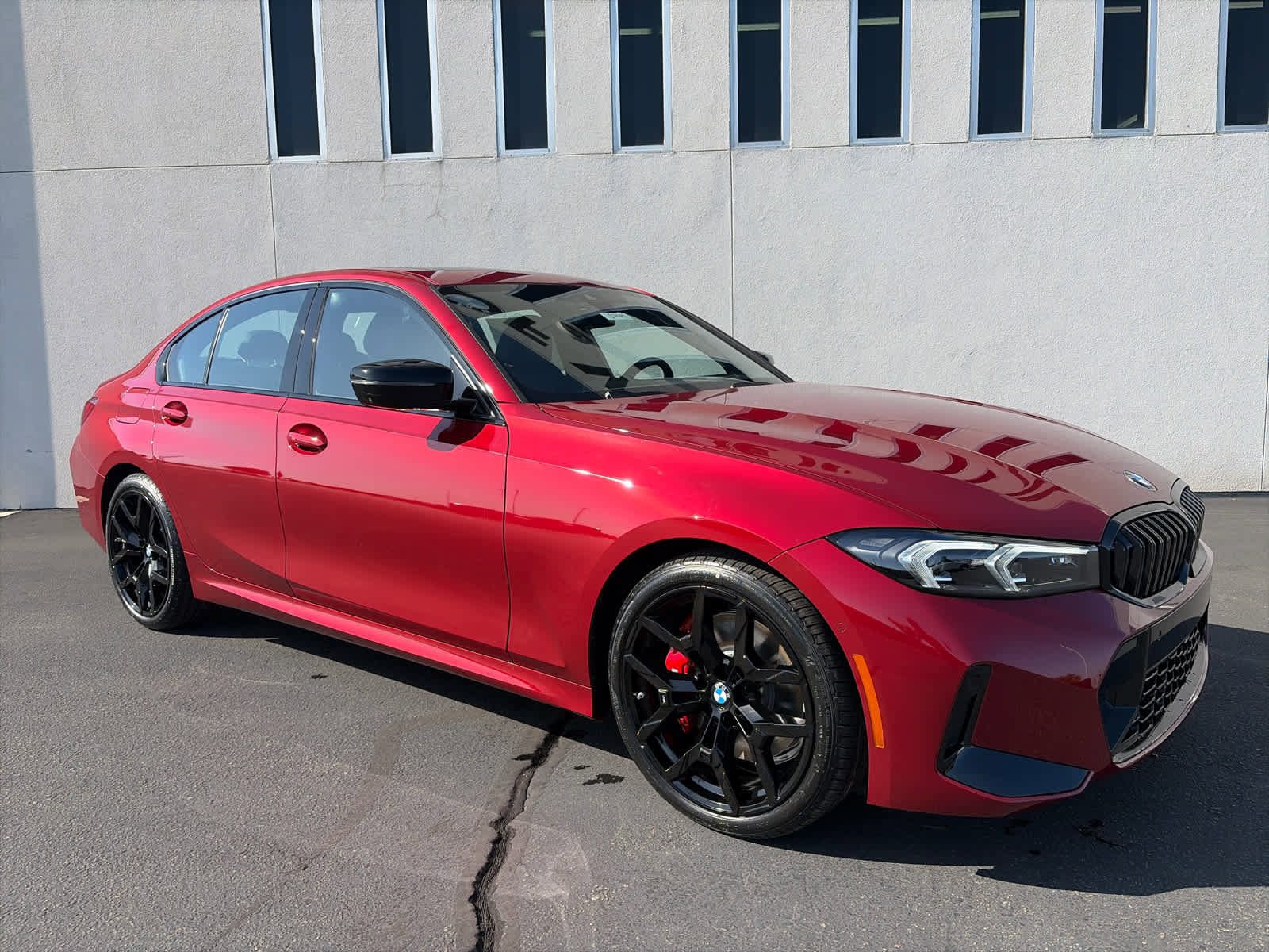 New 2026 BMW 330i Sedan w/ M Sport Package RWD image 3