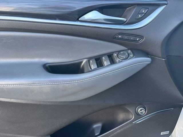 Used 2024 Buick Enclave Premium FWD image 13