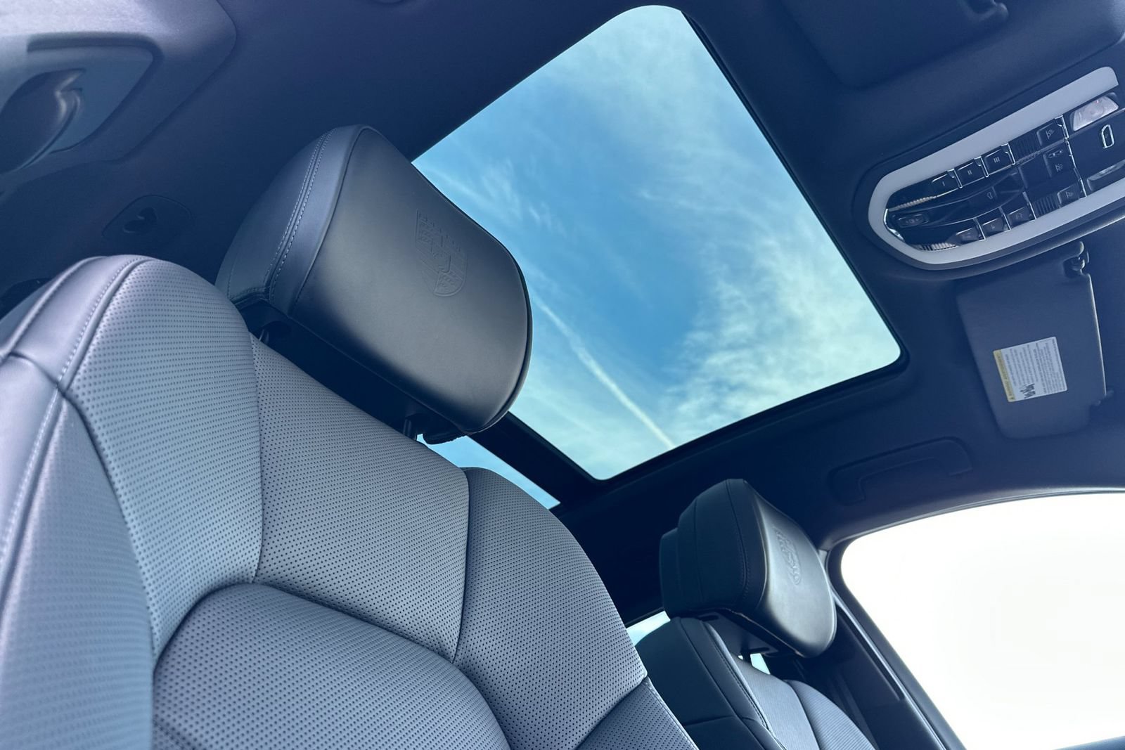 New 2026 Porsche Macan AWD/4WD image 19