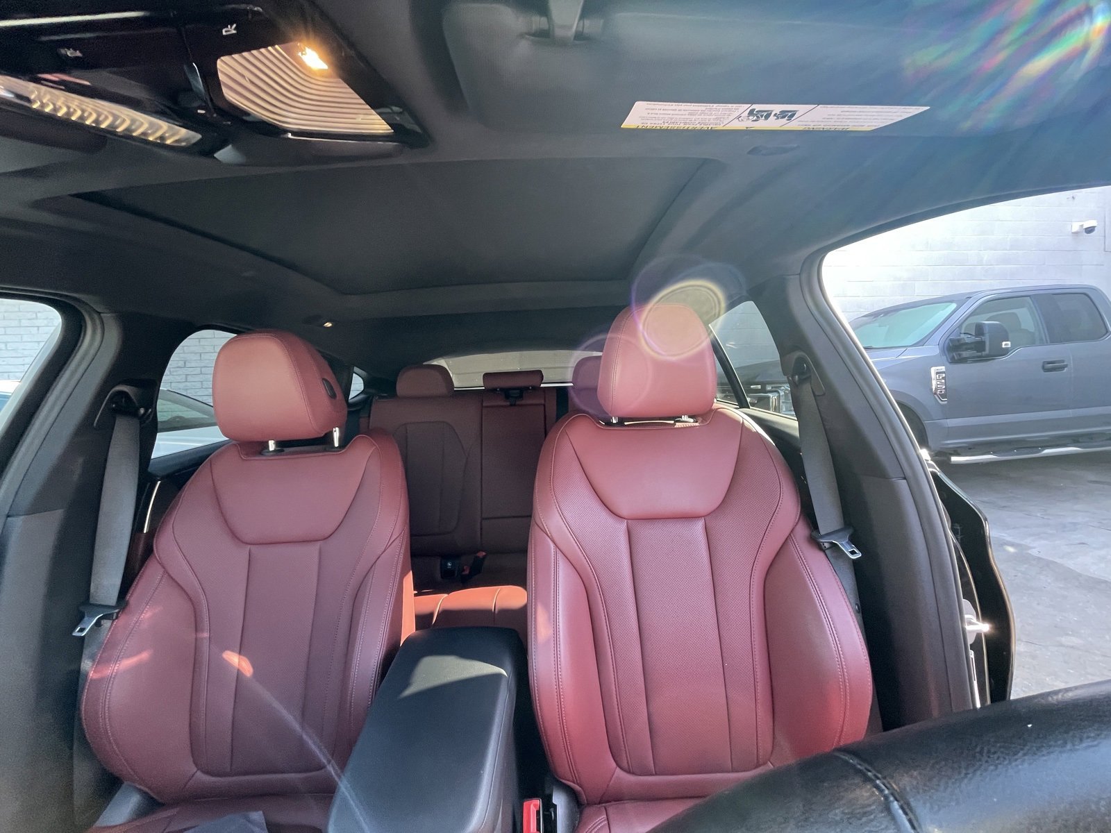 Used 2023 BMW X4 xDrive30i w/ Premium Package image 8