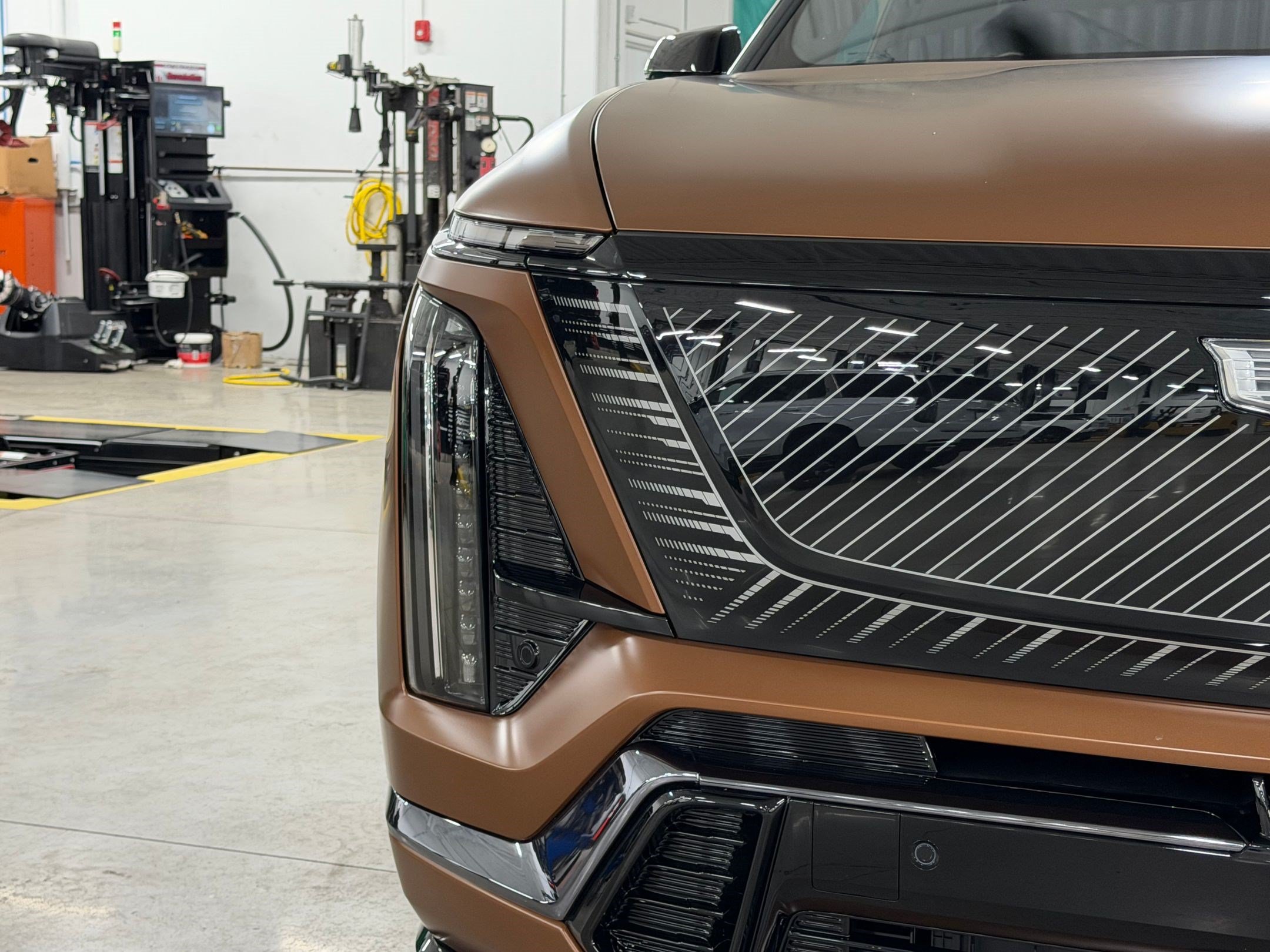 New 2027 Cadillac Vistiq Luxury AWD/4WD image 11