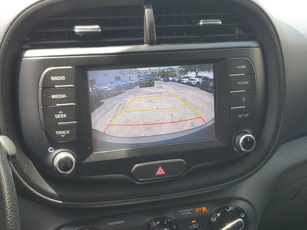 Used 2020 Kia Soul S FWD image 26