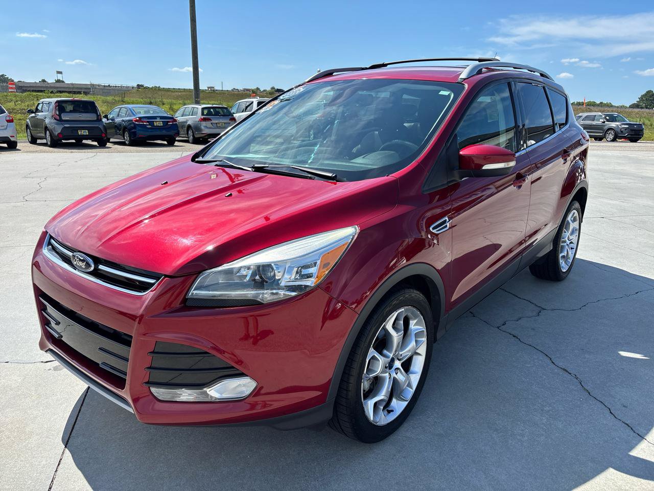 Used 2013 Ford Escape Titanium w/ Class II Trailer Tow Pkg AWD/4WD image 8