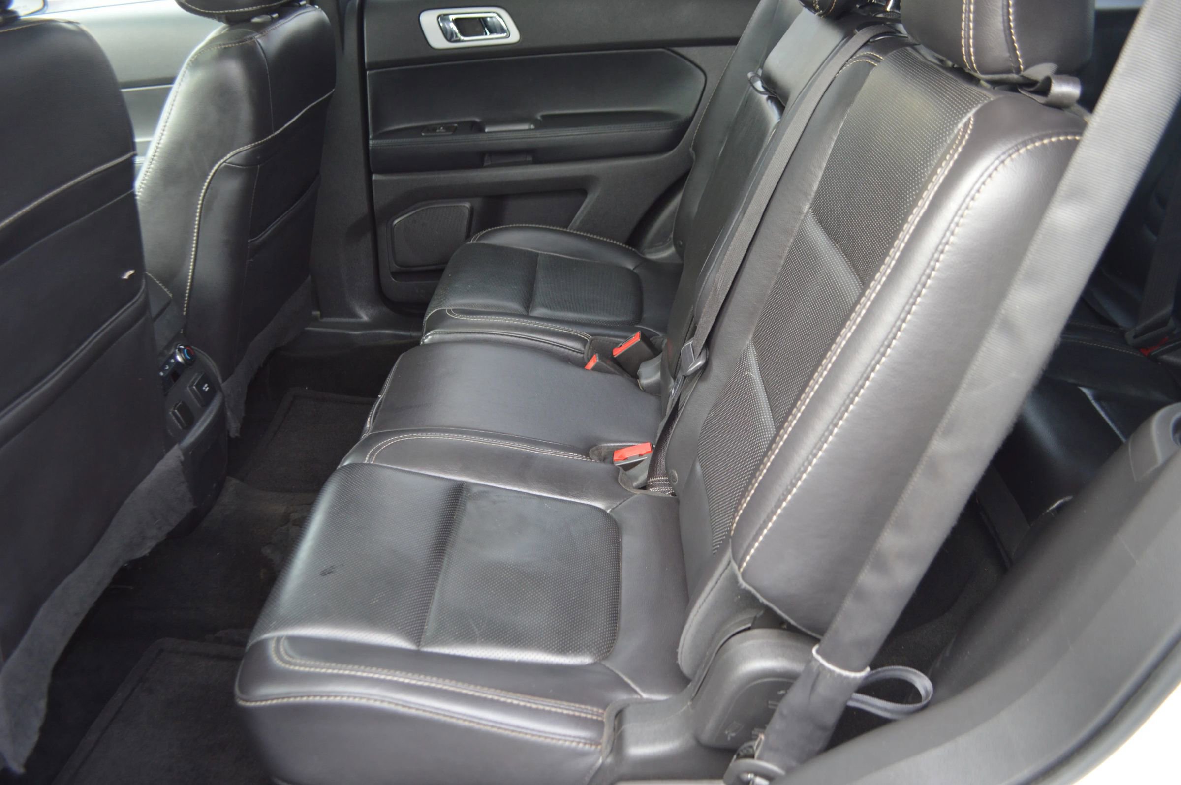 Used 2013 Ford Explorer Sport AWD/4WD image 18