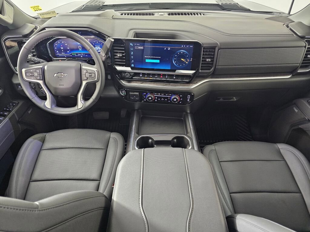 Used 2025 Chevrolet Silverado 3500 LTZ w/ LTZ Plus Package image 15