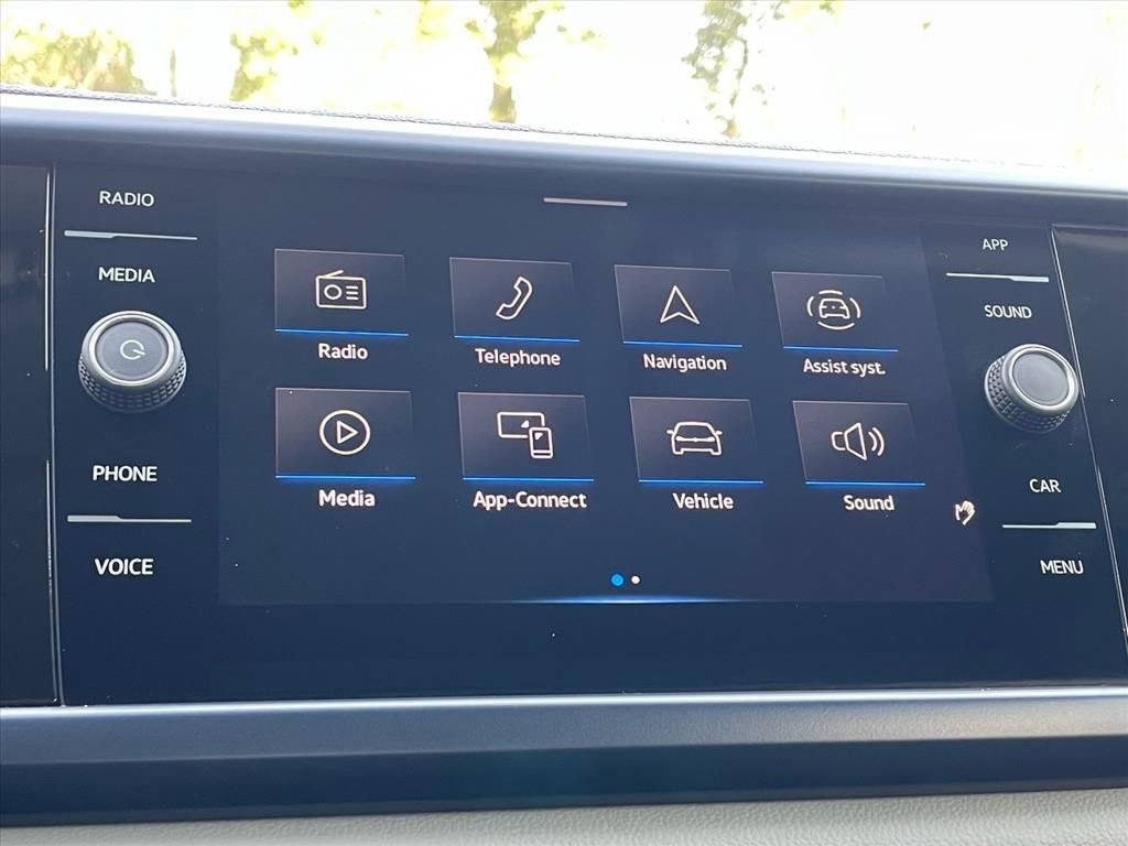 Used 2023 Volkswagen Taos SE image 8