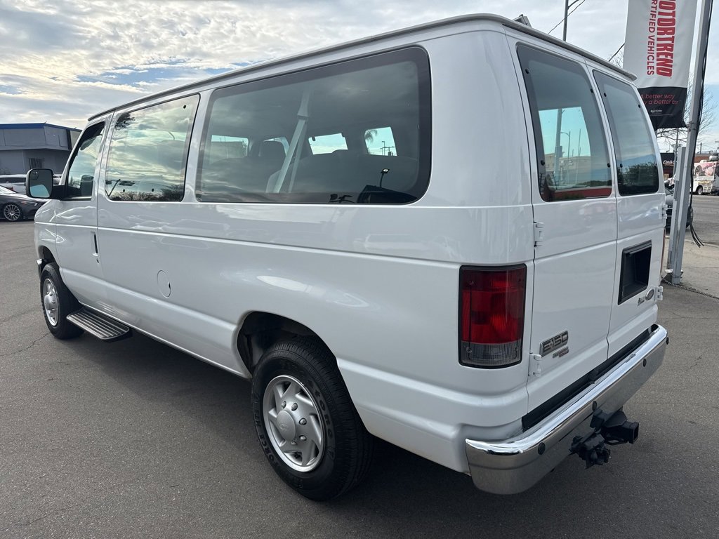 Used 2012 Ford E-150 and Econoline 150 XLT image 3