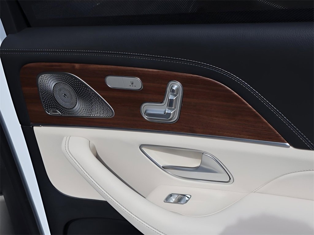 New 2026 Mercedes-Benz GLS 450 4MATIC image 13
