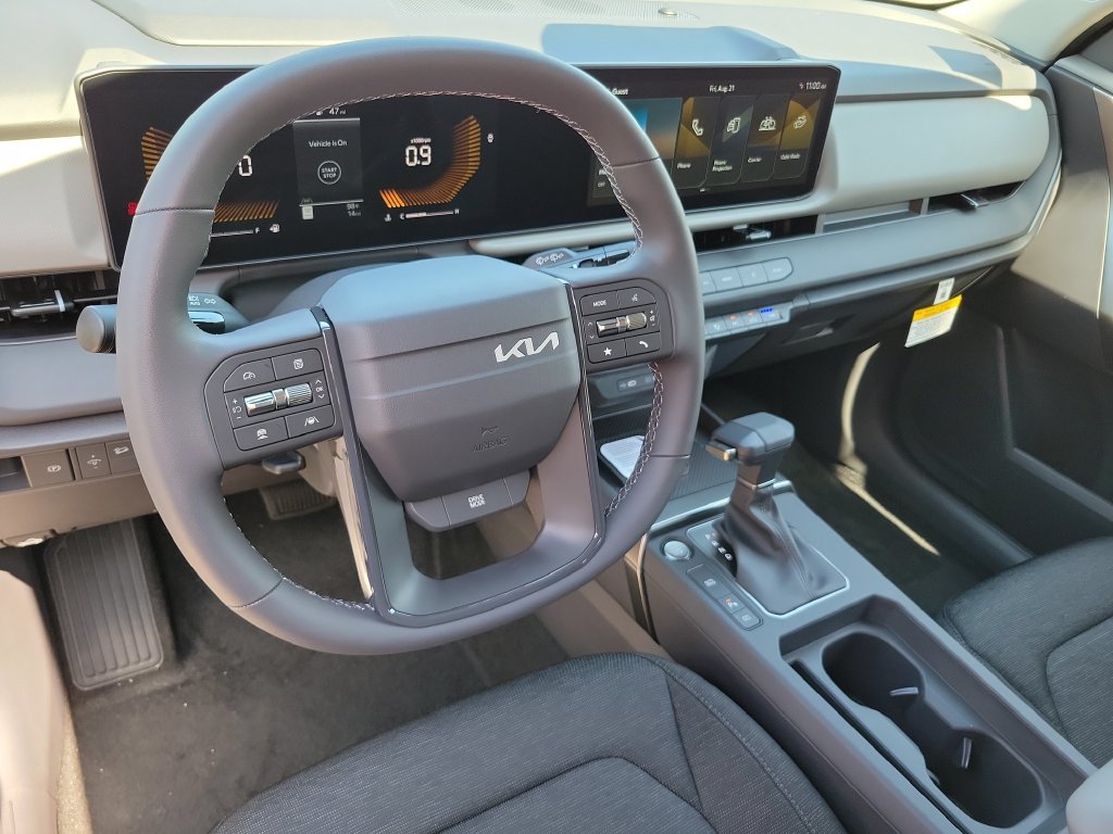 New 2027 Kia Seltos S FWD image 12