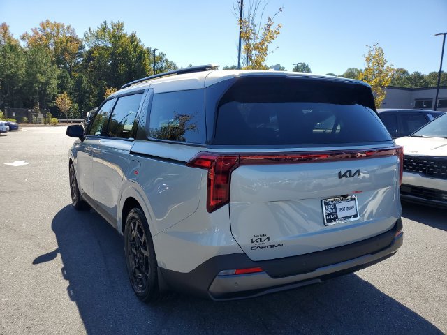 New 2027 Kia Carnival SX FWD image 9