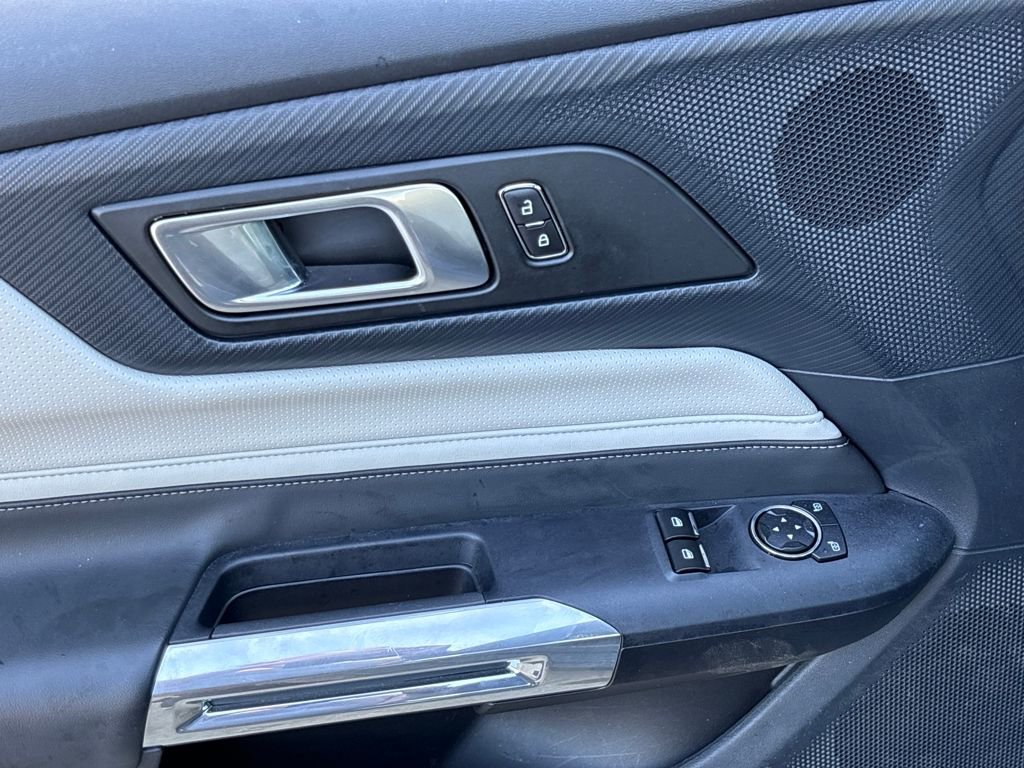 Used 2024 Ford Mustang Premium image 16