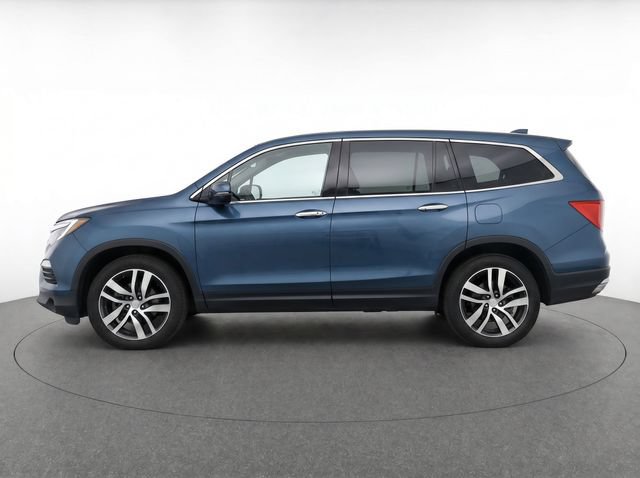 Used 2017 Honda Pilot Touring image 8