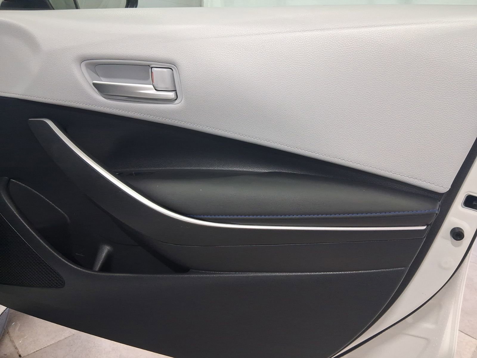 Used 2020 Toyota Corolla SE image 18