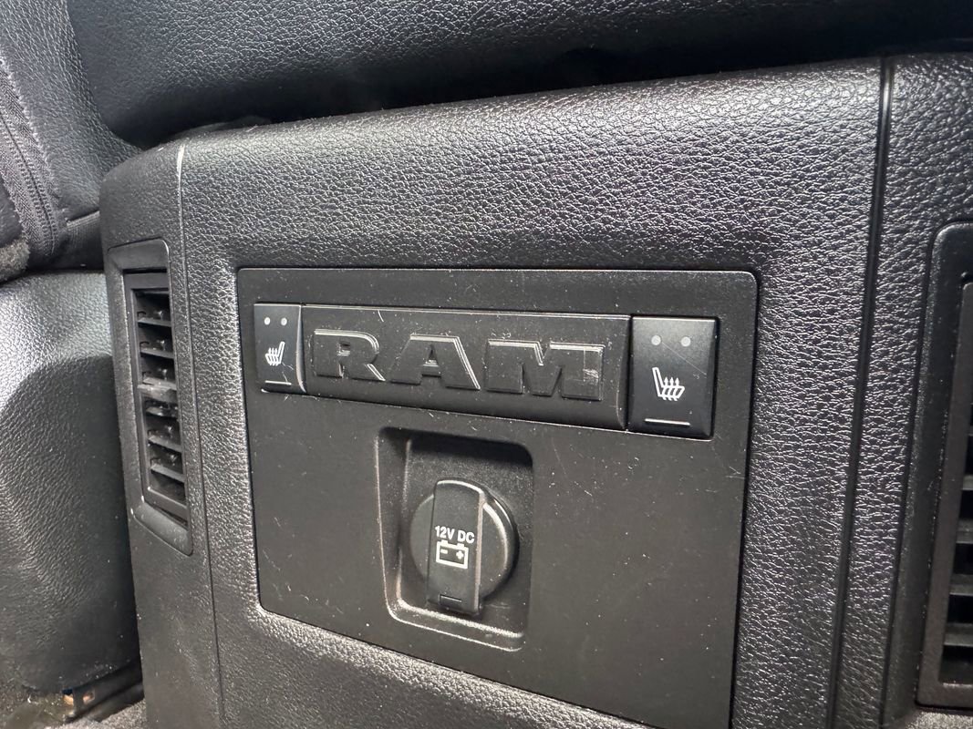 Used 2018 RAM 2500 Laramie w/ Off Road Package image 25