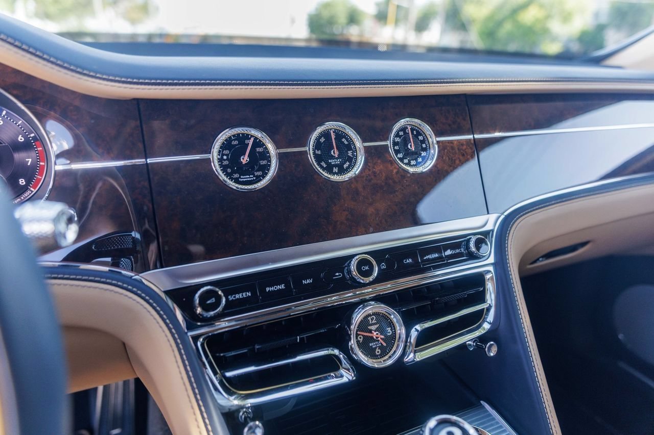 Certified 2023 Bentley Flying Spur W12 AWD/4WD image 36