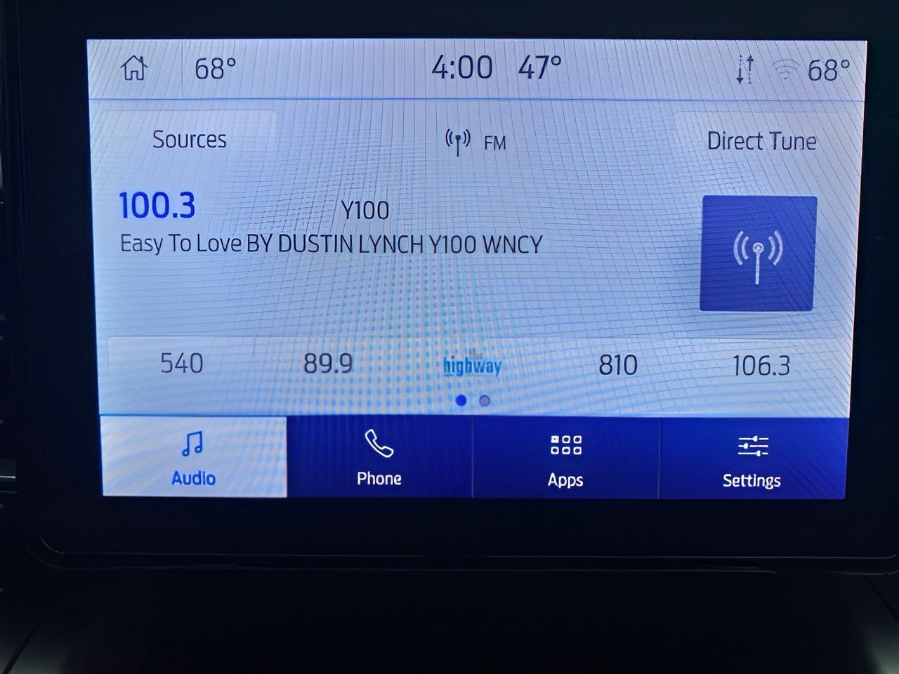 Certified 2023 Ford Explorer XLT w/ Equipment Group 202A image 25