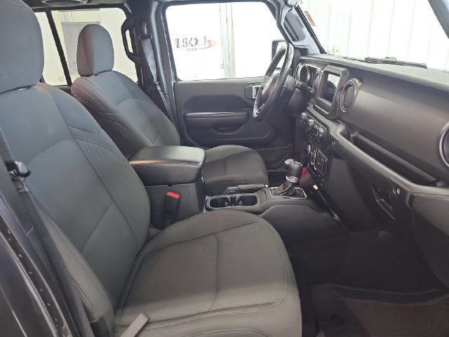 Used 2022 Jeep Gladiator Sport AWD/4WD image 27