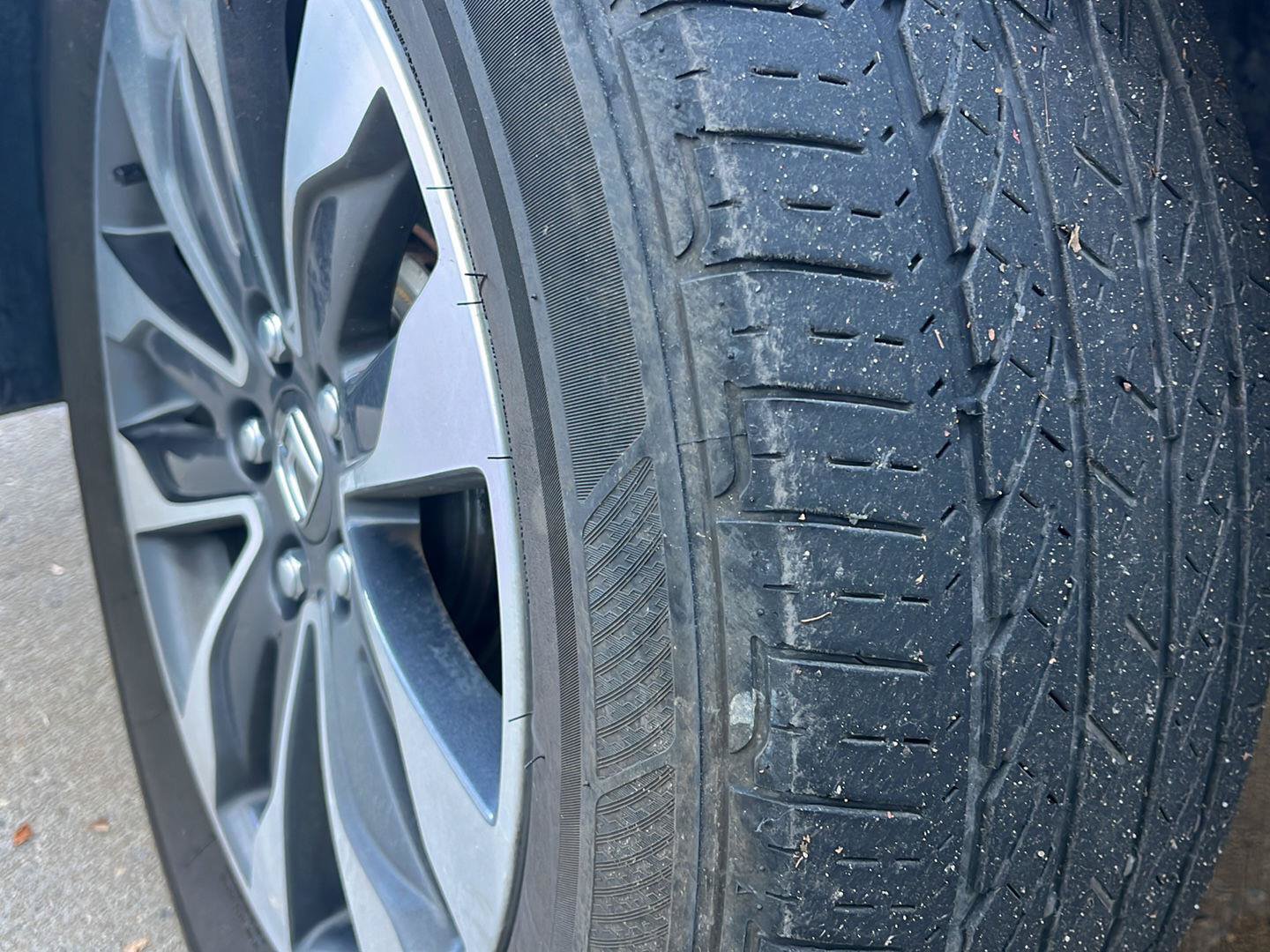 Used 2024 Honda Odyssey EX-L image 35