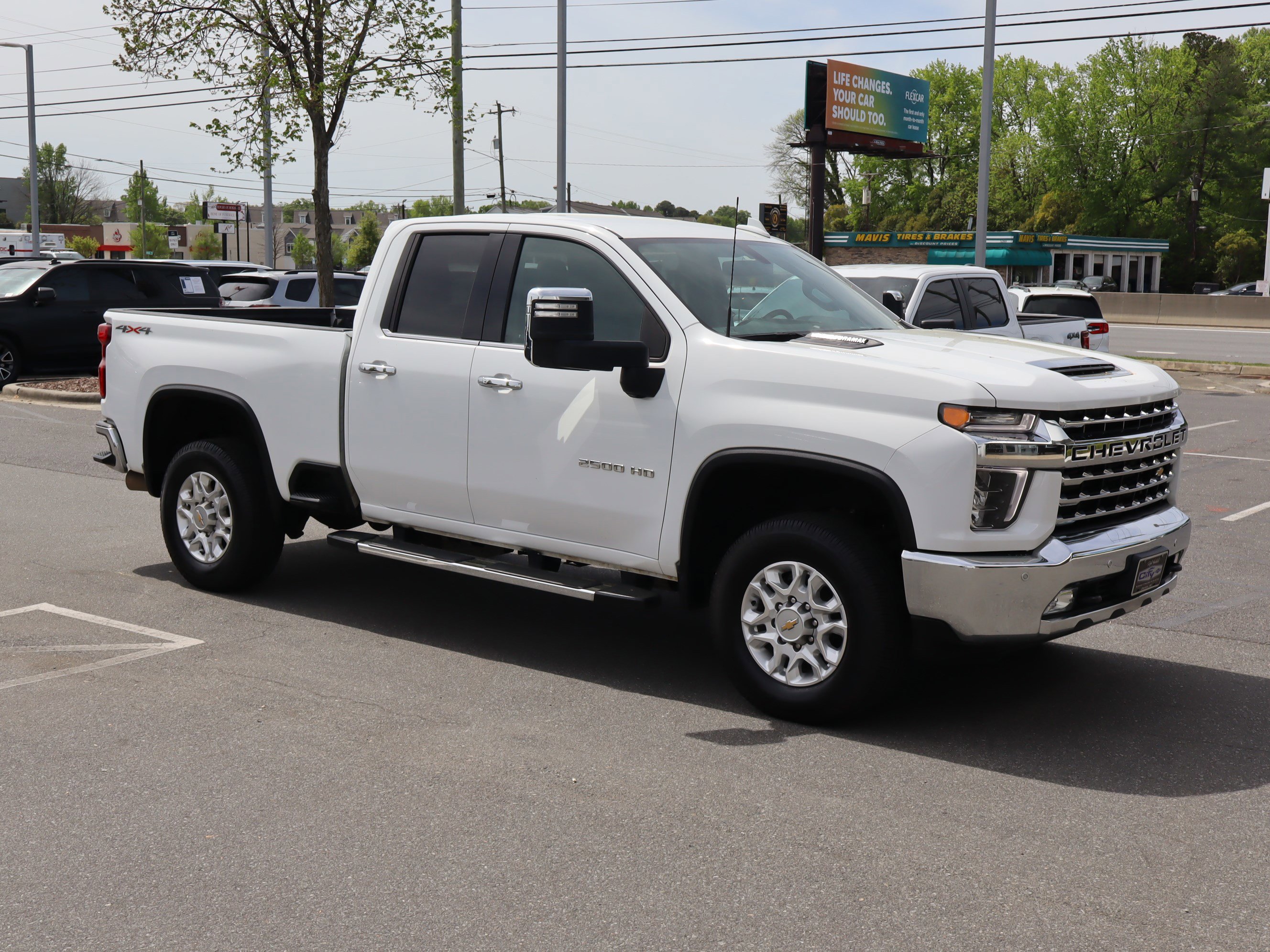 Used 2022 Chevrolet Silverado 2500 LTZ w/ Safety Package AWD/4WD image 2