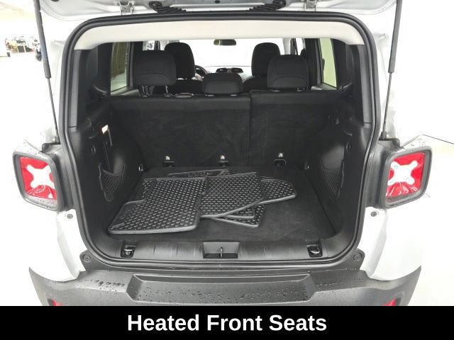 Used 2019 Jeep Renegade Latitude w/ Cold Weather Group AWD/4WD image 9