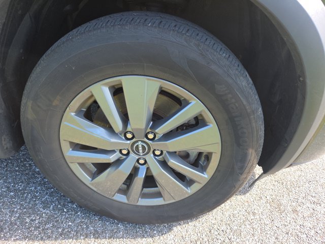 Used 2025 Nissan Pathfinder S AWD/4WD image 6