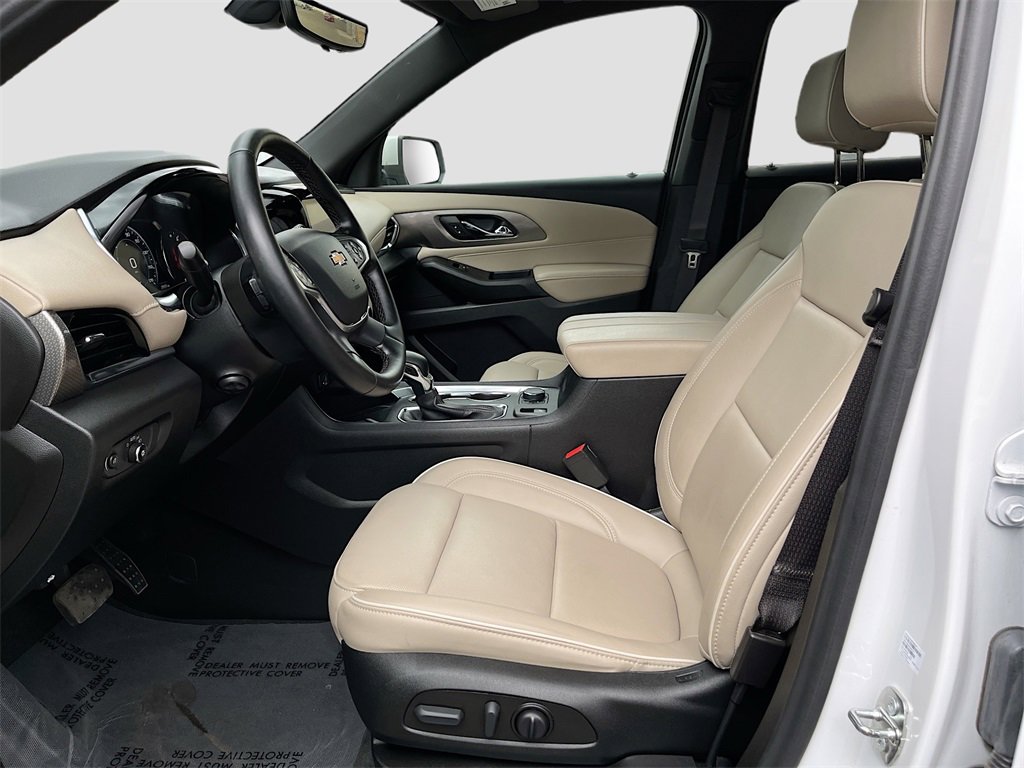 Used 2023 Chevrolet Traverse Premier image 22