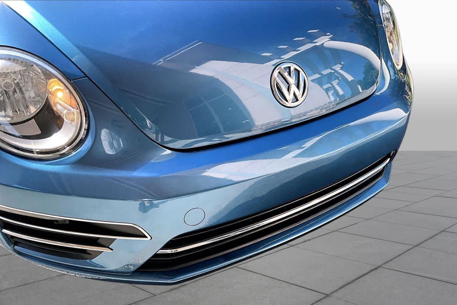Used 2019 Volkswagen Beetle 2.0T SE FWD image 27