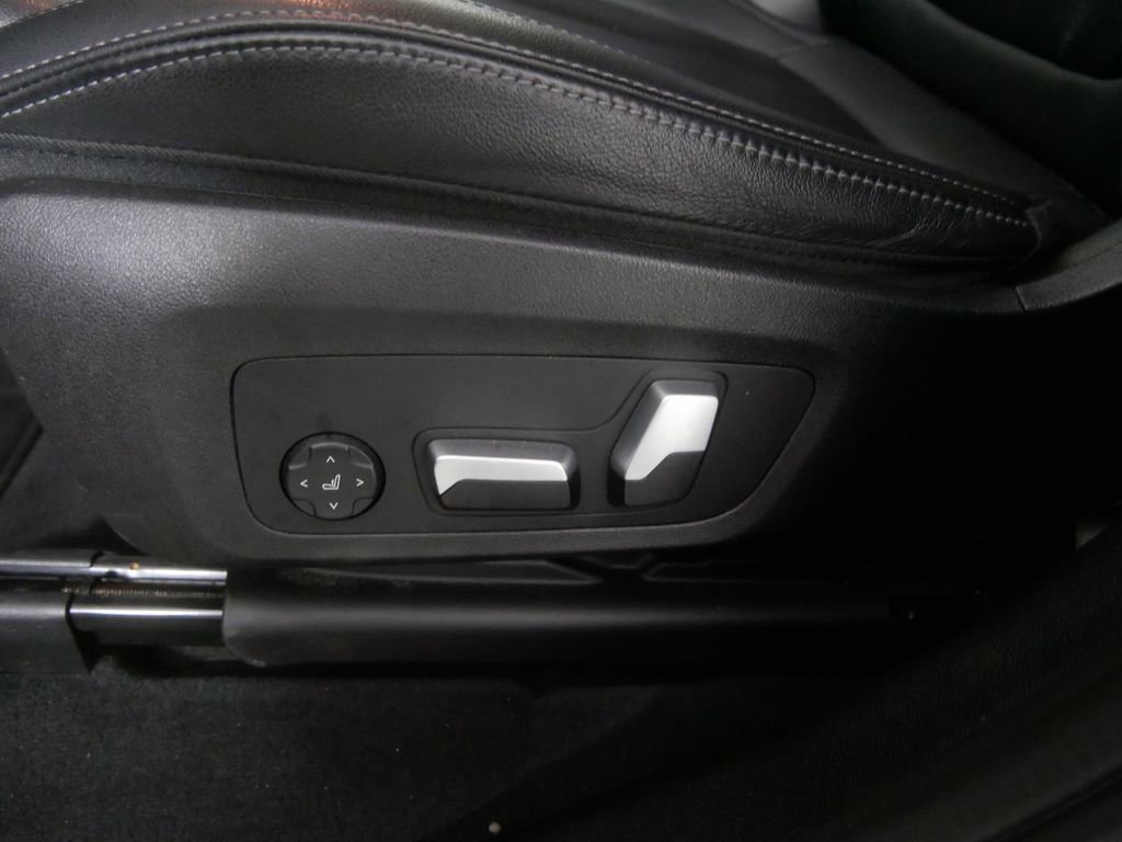 Used 2023 BMW X3 xDrive30i w/ Premium Essential Package image 14